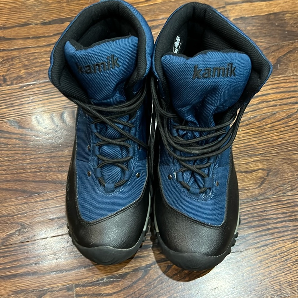 Kamik kids hiking boots